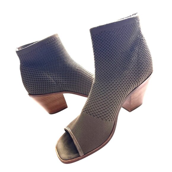 Eileen Fisher Ark Peep Toe Stretchy Knit Bootie Brown Pull On Mid Heel Size 9 - Picture 1 of 8